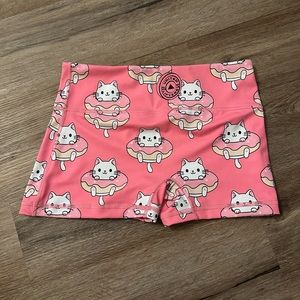 United Lifters mid-rise shorties